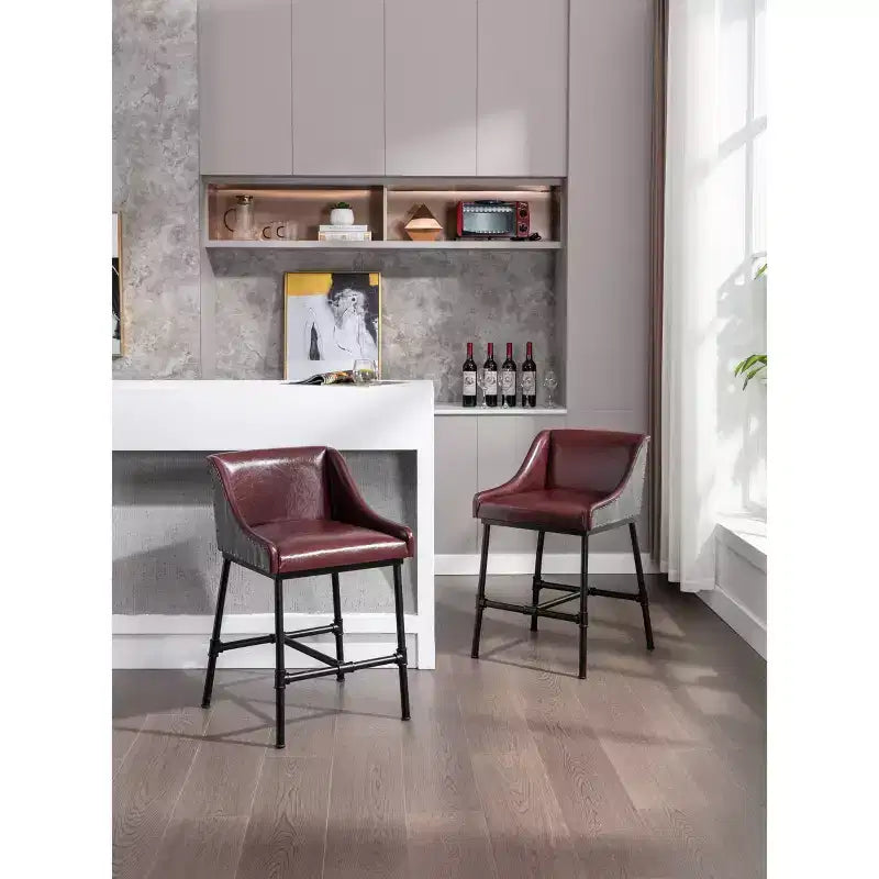 Tabouret de bar réglable en similicuir Parlor : Boraam, rembourré de mousse, structure métallique, hauteur 45,7 à 76,2 cm