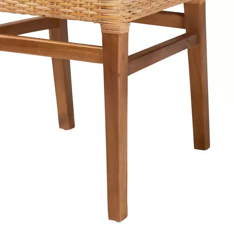 bali & pari Lesia Chaises de salle à manger en rotin et bois d'acajou Naturel/Noyer