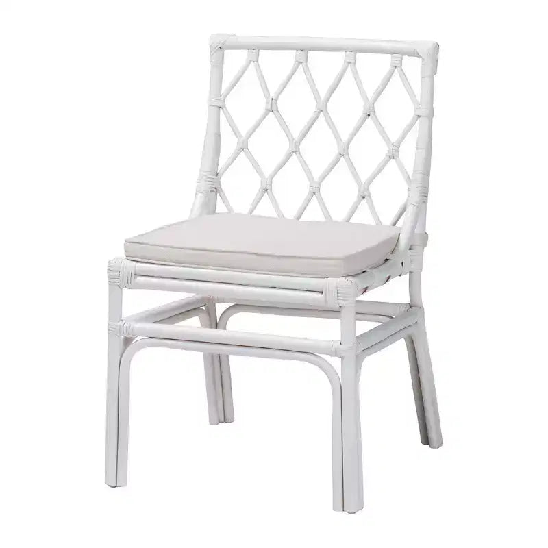 Chaise de salle à manger en rotin Carwyn Bali et Pari Blanche