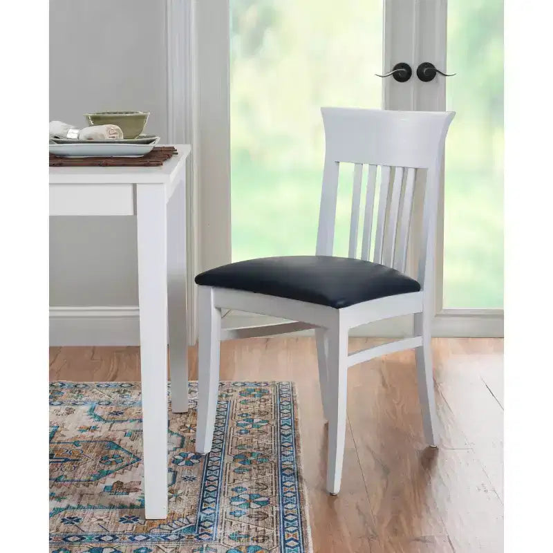 Lot de 2 chaises de salle à manger Jenny Slat Back en similicuir blanc - Linon
