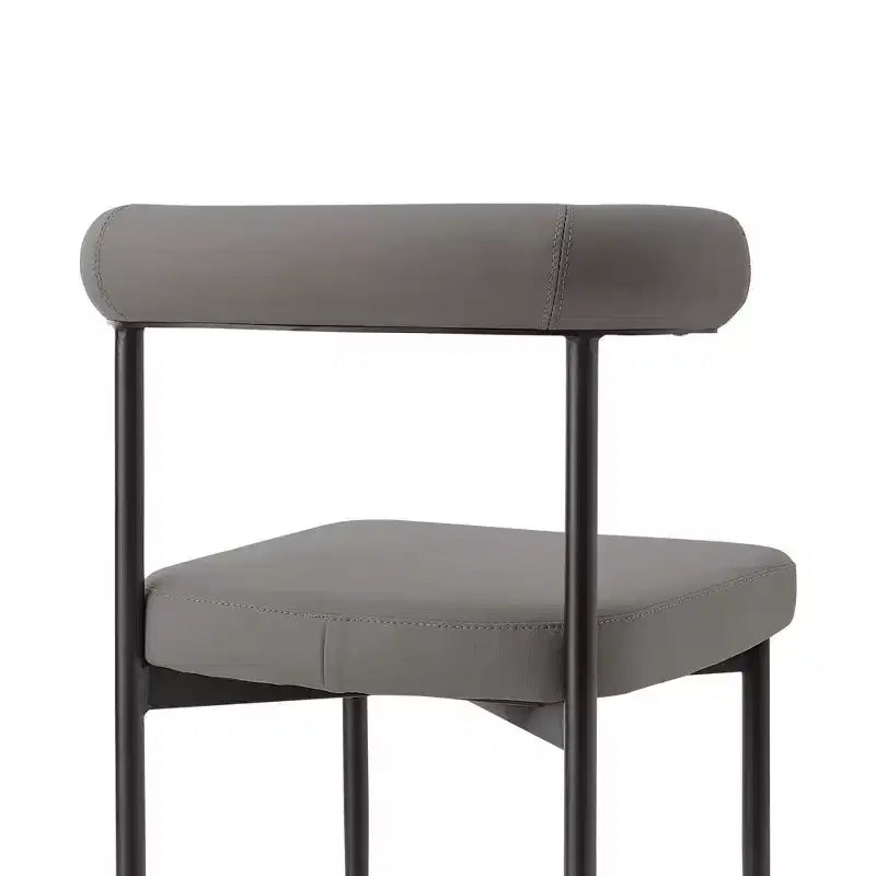 Armen Living Lot de 2 chaises de salle à manger Shannon en fer et similicuir Noir mat/Gris clair