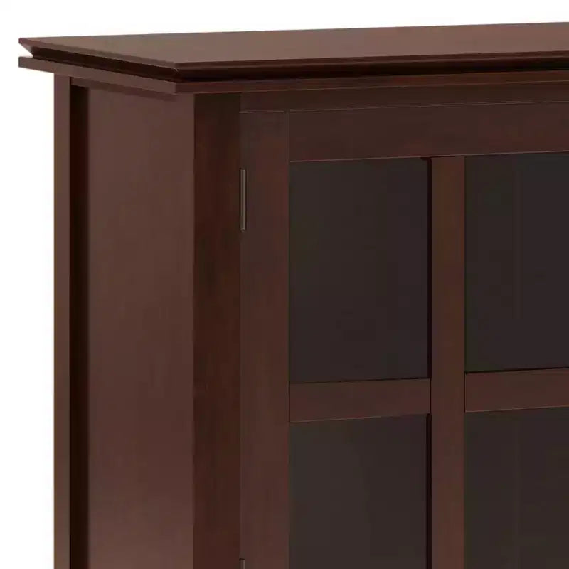 Grand Buffet Stratford Brun Roux - WyndenHall : Bois Massif, 3 Tiroirs, 2 Armoires