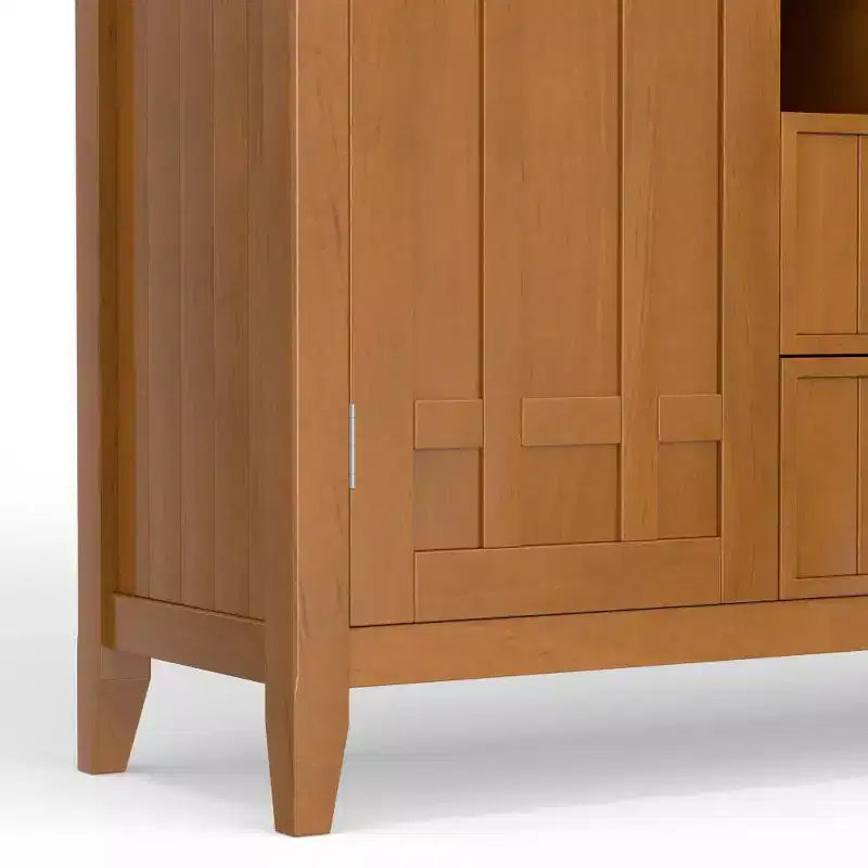 Bahut de buffet Freemont avec rangement, étagères réglables et poignées en bronze - WyndenHall : Contient 12 bouteilles, bois massif