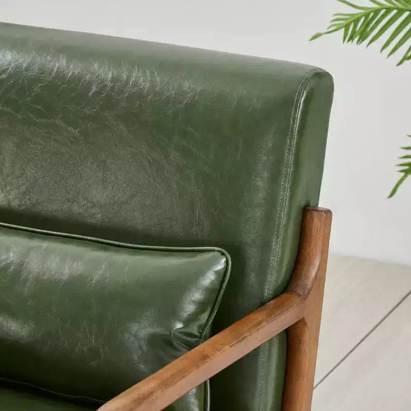 Fauteuil d'appoint en similicuir style Mid-Century Modern avec structure en bois d'hévéa noyer – Vert chasseur – Glitzhome
