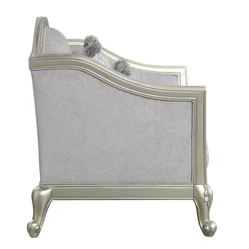 Canapé 66" Qunsia Lin Gris Clair et Finition Champagne - Meubles Acme : Revêtement en cuir, Cadre en bois, Aucun assemblage requis