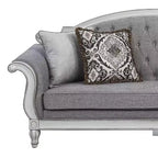 Canapé Florian 88 po en tissu gris et finition blanc antique - Meubles Acme : Revêtement en cuir, cadre en bois, coussin décoratif inclus