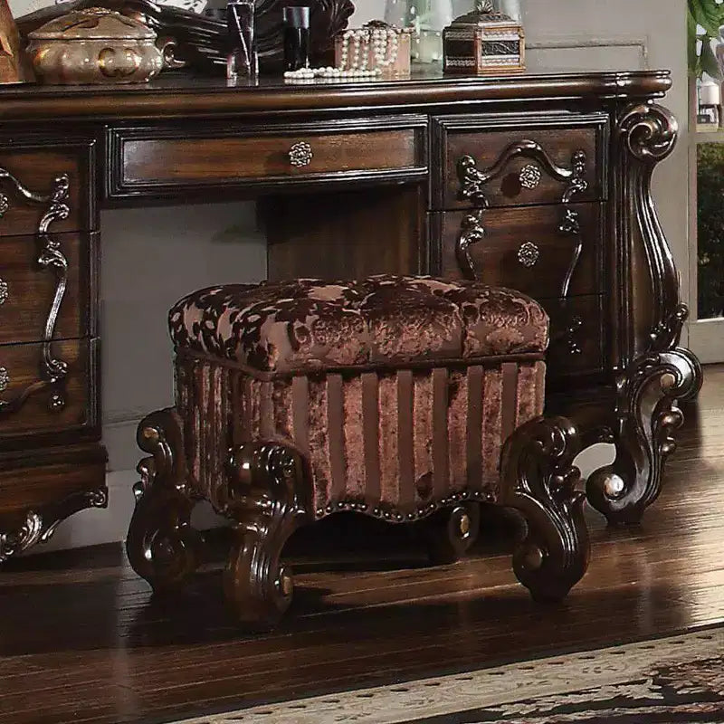 Acme Furniture Versailles Fauteuil d'appoint Tissu/Finition Chêne cerise