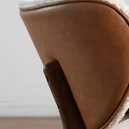 HOMES: Inside + Out Fauteuil d'appoint Mid-Century Modern Wingback Boucle River Run Noyer