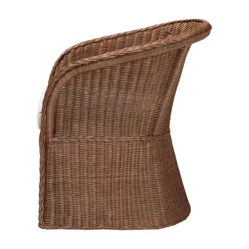 Chaise avec accoudoirs en rotin tressé Peanut Brown bali & pari Memphis