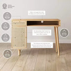 Coiffeuse bohème Nathan James avec rangement en pin chaleureux et rotin : design de ferme moderne, quincaillerie dorée, gestion des câbles