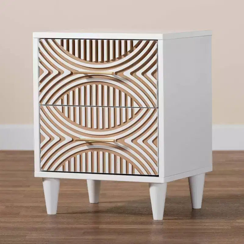 Table de chevet Louetta sculptée à contraste blanc/brun naturel de Baxton Studio