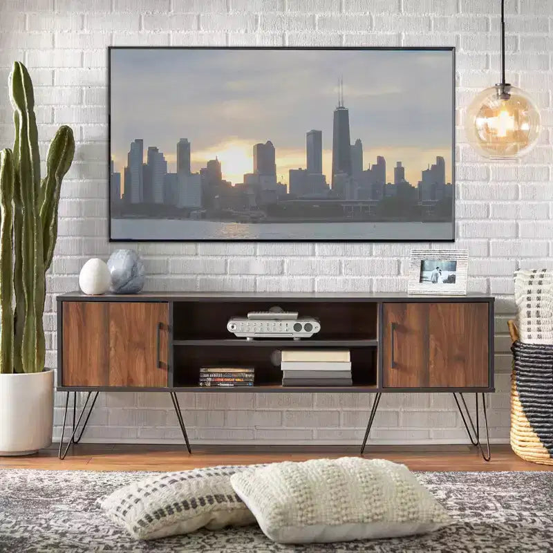 Meuble TV 2 portes Buylateral Vintage Living pour téléviseurs jusqu'à 55 po Noir/Noyer : Milieu de siècle moderne, gestion des câbles
