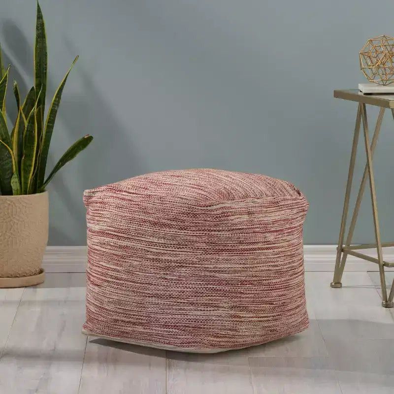 Christopher Knight Home Pouf en fil Déja Bohème Rouge : Rembourré carré, Nettoyage des taches, Aucun assemblage requis