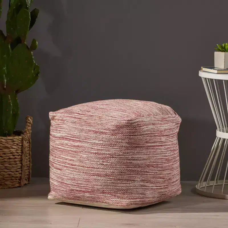 Christopher Knight Home Pouf en fil Déja Bohème Rouge : Rembourré carré, Nettoyage des taches, Aucun assemblage requis