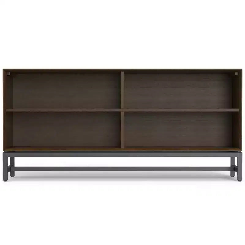 Bibliothèque basse et large WyndenHall Devlin 30", marron noyer