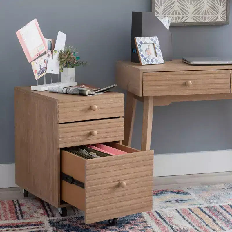 Wedeln Meuble de classement à 3 tiroirs en bois au fini naturel - Powell : Rangement mobile avec roulettes verrouillables