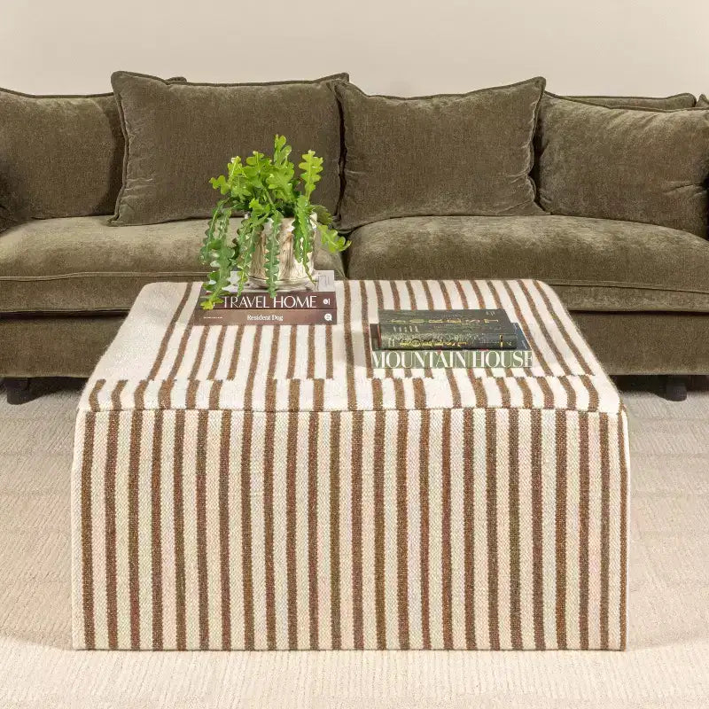 Table basse Kilim « Storied Home » crème et marron : Carrée, aucun assemblage, MDF, 4 points/pieds