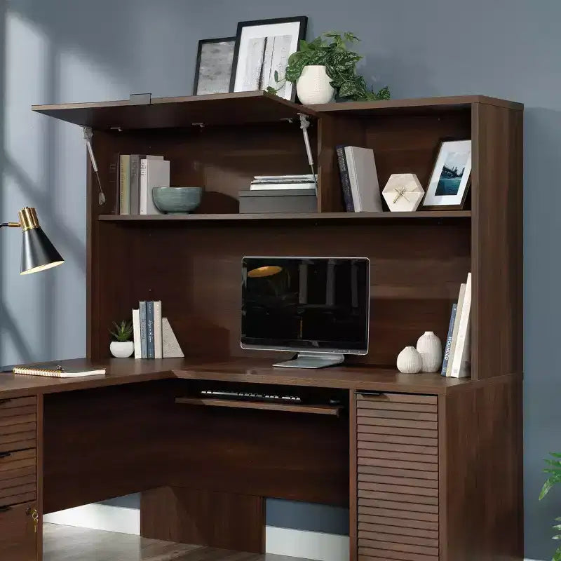 Englewood Hutch Acajou Épicé - Sauder : Dessus de meuble de rangement de bureau moderne, construction en MDF, assemblage requis