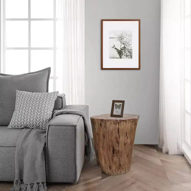 Tabouret d'appoint Urban Port 17" en bois d'acacia massif avec bords naturels, détails de grain et de nœuds, marron naturel