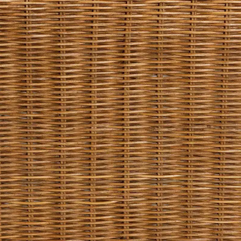 bali & pari Oteria Table d'appoint festonnée en rotin Miel clair