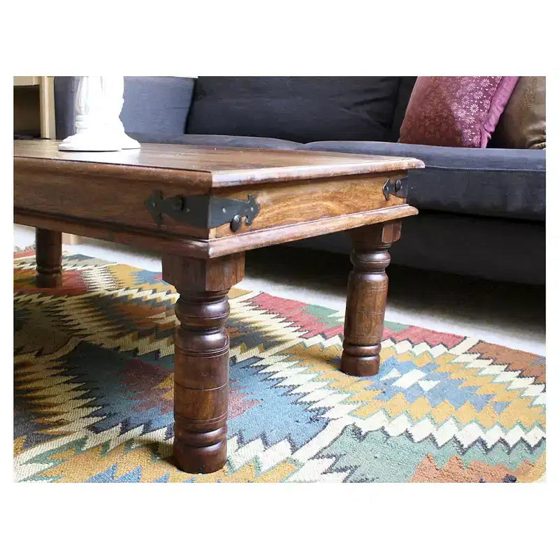 Table basse rustique Thakat fabriquée à la main - (16H x 43L x 24P) - Naturel - Timbergirl : Bois de rose indien massif, Entretien à sec
