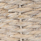Table d'appoint tissée à la main Storied Home Blanche délavée