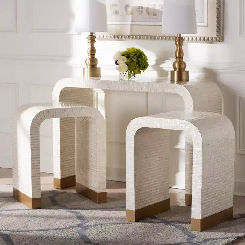 bali & pari Table d'appoint Carlyn 3 pièces en nacre et coquille capiz Beige/Blanc/Doré