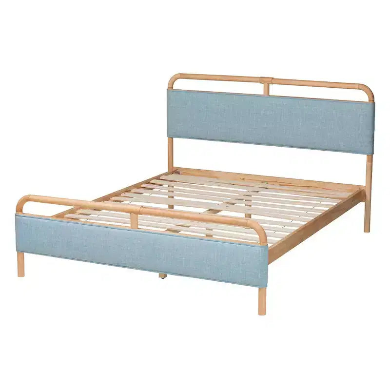 Lit plateforme Mateo Baxton Studio, grand lit, en tissu et bois naturel, bleu clair/naturel