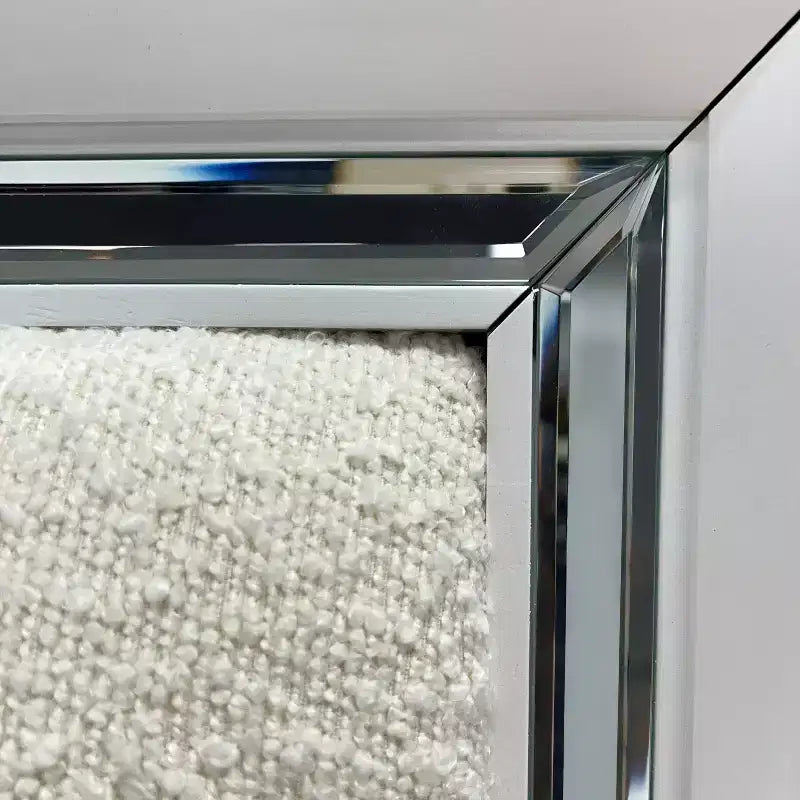 Lit King Oriental 79,65" Tarian Blanc Bouclé Fini Blanc Perle - Acme Furniture : Tête de lit lumineuse à LED, Pied de lit de rangement, Rembourrage acrylique