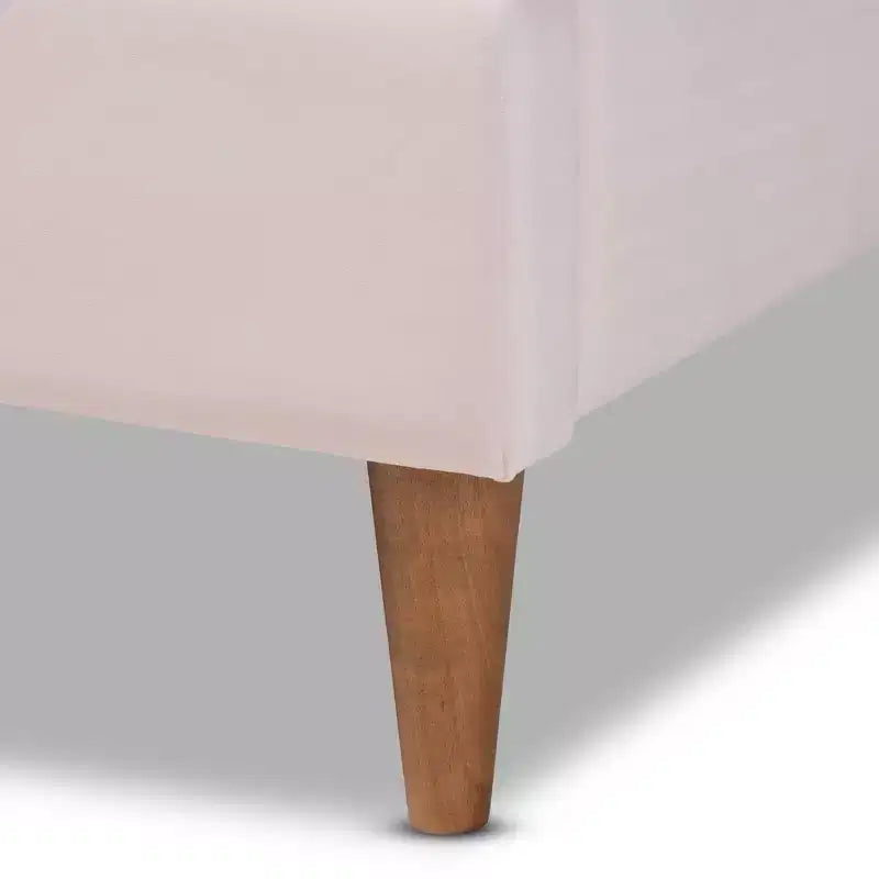 Lit plateforme en forme de coquille Queen Odille Velours rose pâle/noyer - Baxton Studio : Meubles de chambre glamour, capitonné en canaux