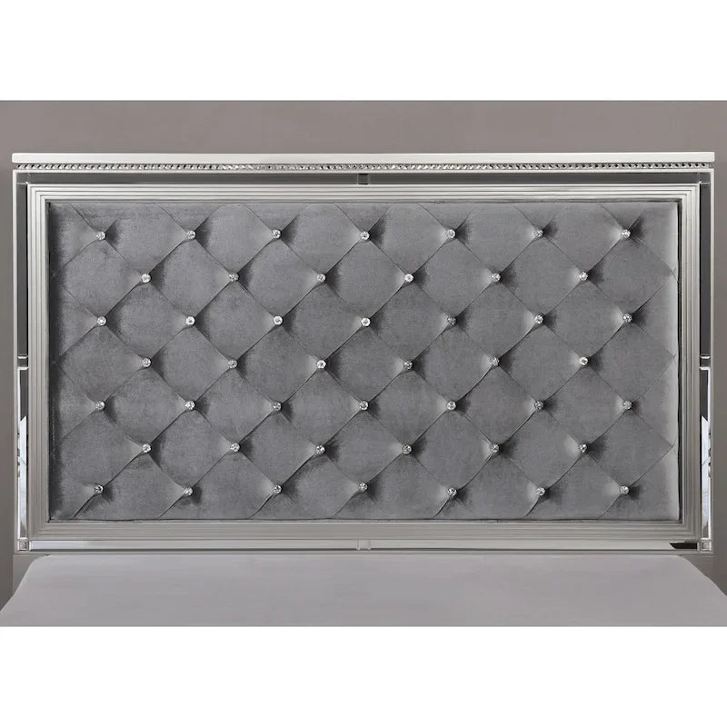 Ensemble de chambre à coucher 5 pièces avec panneau capitonné en bois argenté Seleena Glam et port USB par Furniture of America