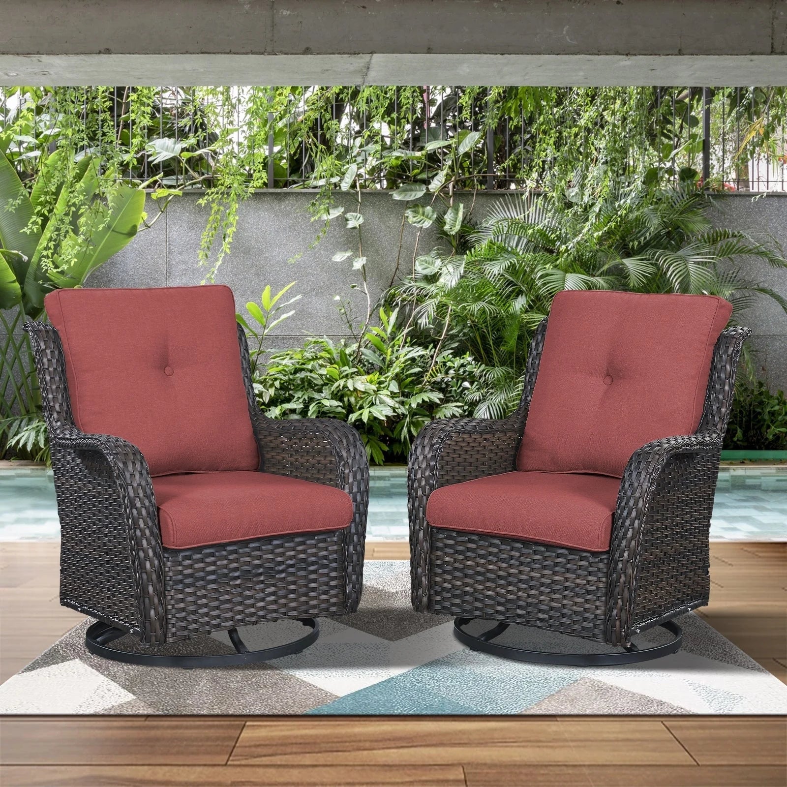 Chaises longues à bascule d'extérieur en osier Gymojoy avec base pivotante (lot de 2)