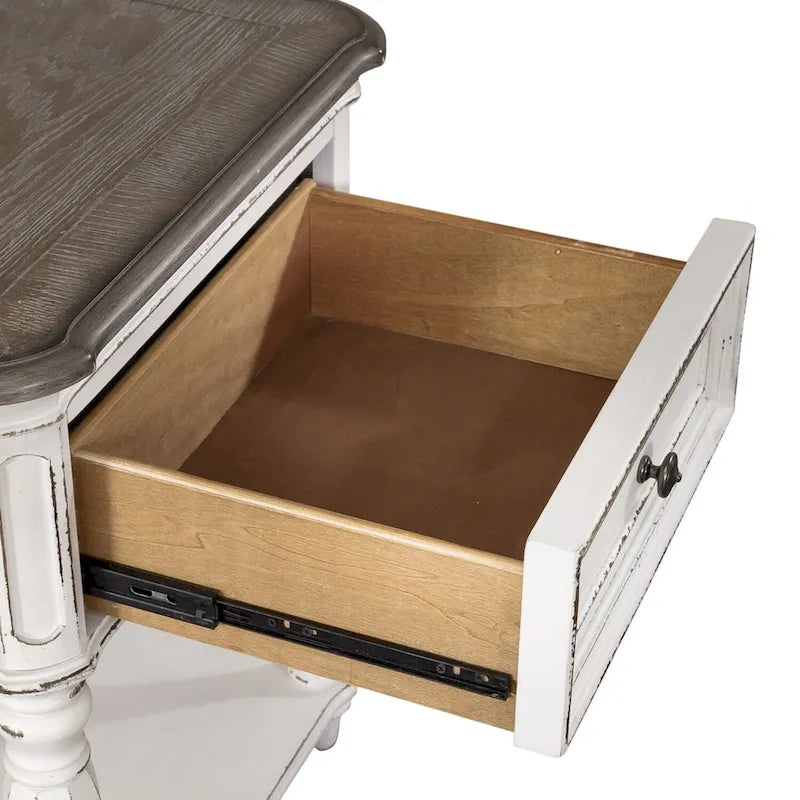 Table de chevet à pieds blancs antiques Magnolia Manor