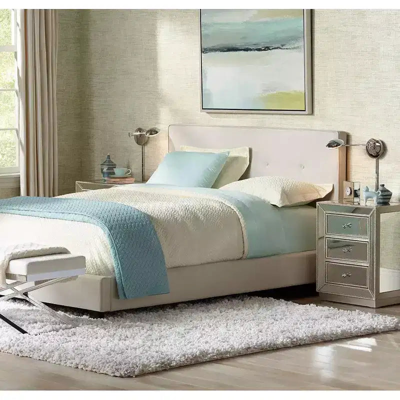 Coast to Coast Accents Trevi – Table d'appoint rectangulaire moderne à miroir 50,8 x 38,1 cm avec 3 tiroirs et bordure perlée argentée pour salon, chambre à coucher, chevet, maison
