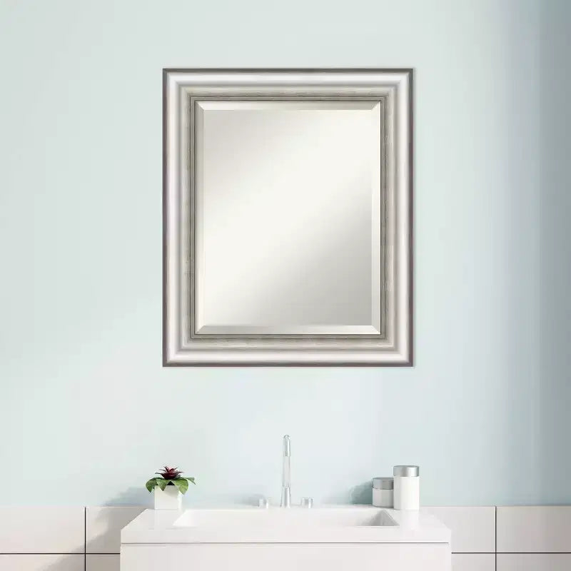 Miroir mural de salle de bain encadré argenté Salon - Amanti Art