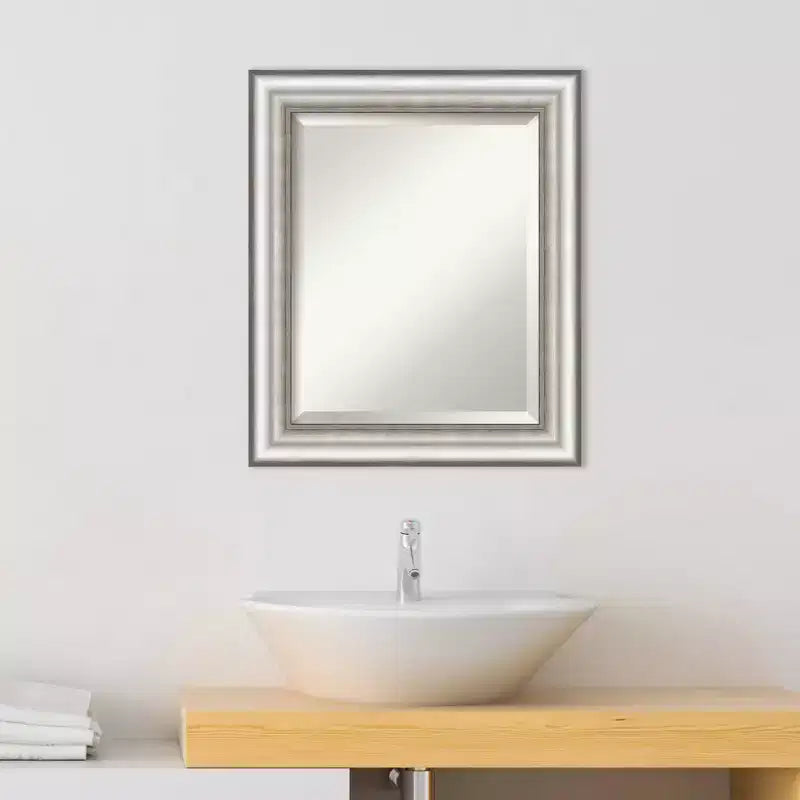 Miroir mural de salle de bain encadré argenté Salon - Amanti Art