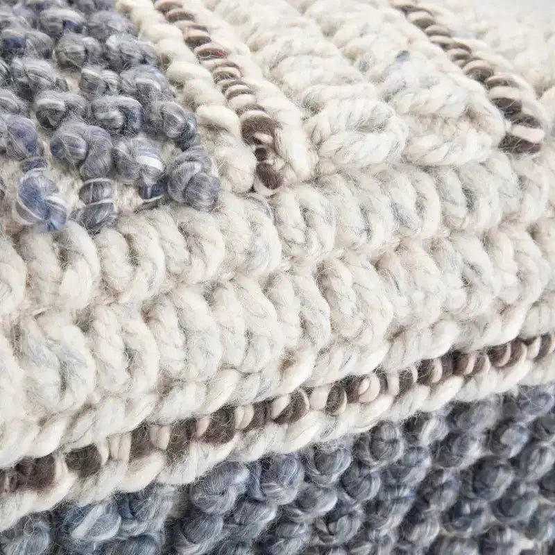 Pouf carré Heyfield - WyndenHall