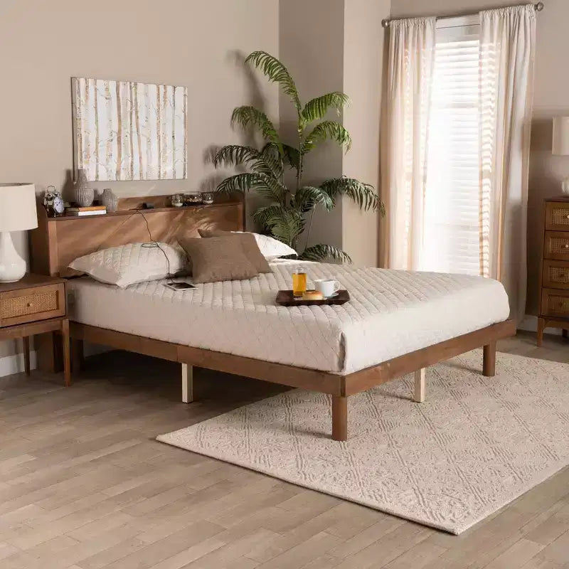 Lit plateforme en bois Decker avec station de charge Noyer marron - Baxton Studio