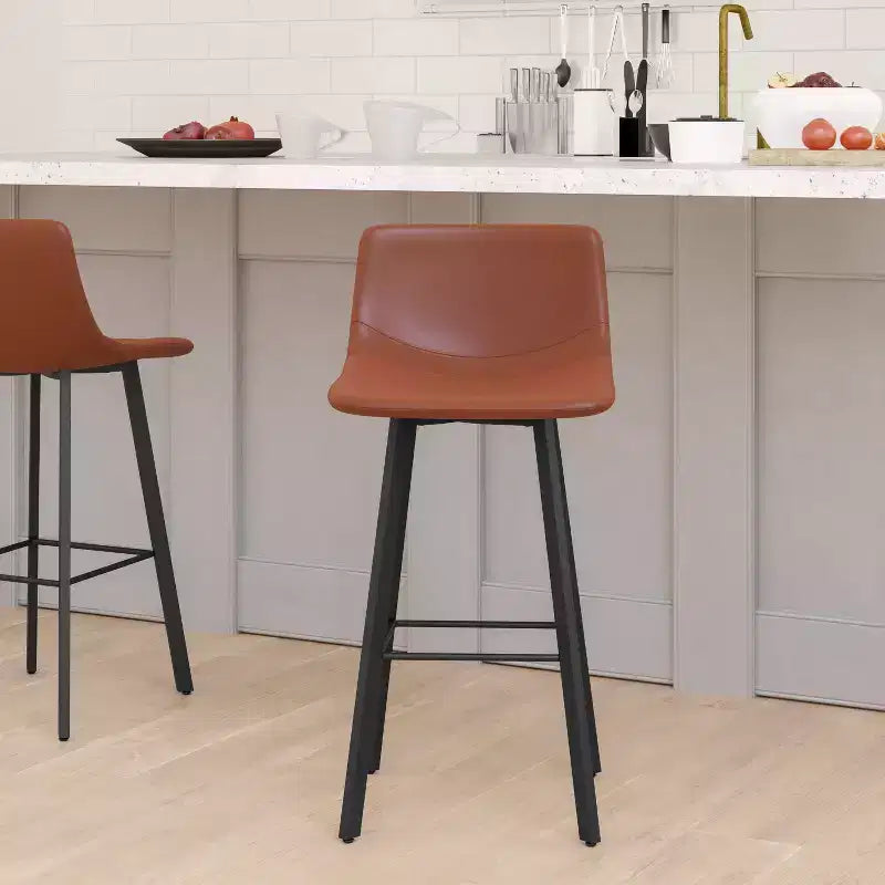 Lot de deux tabourets de bar modernes Emma et Oliver de 76 cm, revêtus de tissu, avec cadres en métal mat et patins de sol en plastique