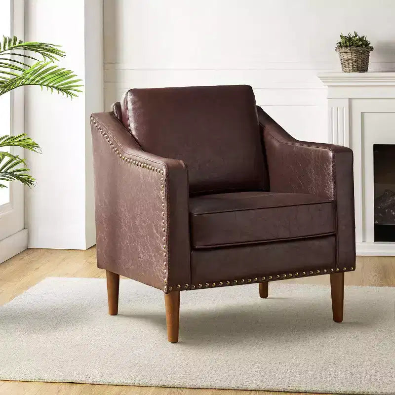 Fauteuil en cuir végétalien de transition Bonita avec coussin de siège amovible et garnitures cloutées | ART OF LIVING DESIGNS