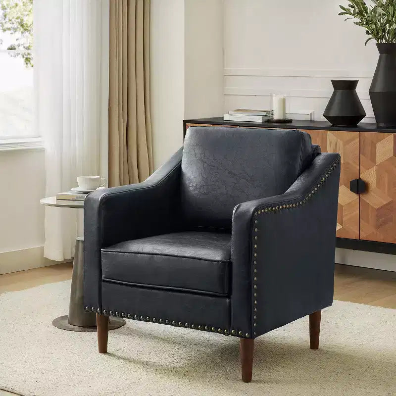 Fauteuil en cuir végétalien de transition Bonita avec coussin de siège amovible et garnitures cloutées | ART OF LIVING DESIGNS
