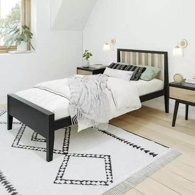 Cadre de lit double scandinave Max & Lily, plateforme de lit en bois massif avec tête de lit