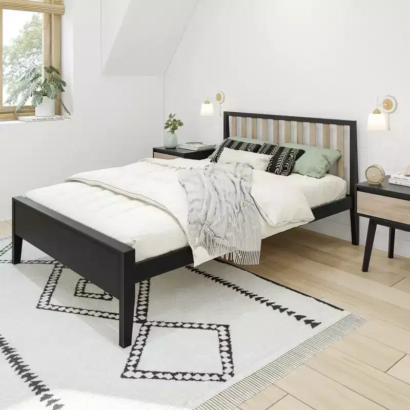 Lit plateforme scandinave double Max & Lily, en bois massif avec tête de lit pour enfants