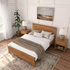 Lit queen en bois massif avec tête de lit à panneaux modèle Farmhouse Plank+Beam