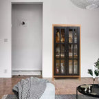 LuxenHome 47.2 Armoire de rangement de style campagnard avec portes en verre, Grand garde-manger, Vitrine en verre Marron, Noir