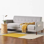 Canapé Adair Mid-Century Modern avec accoudoirs à poches Tissu en lin capitonné - Mellow