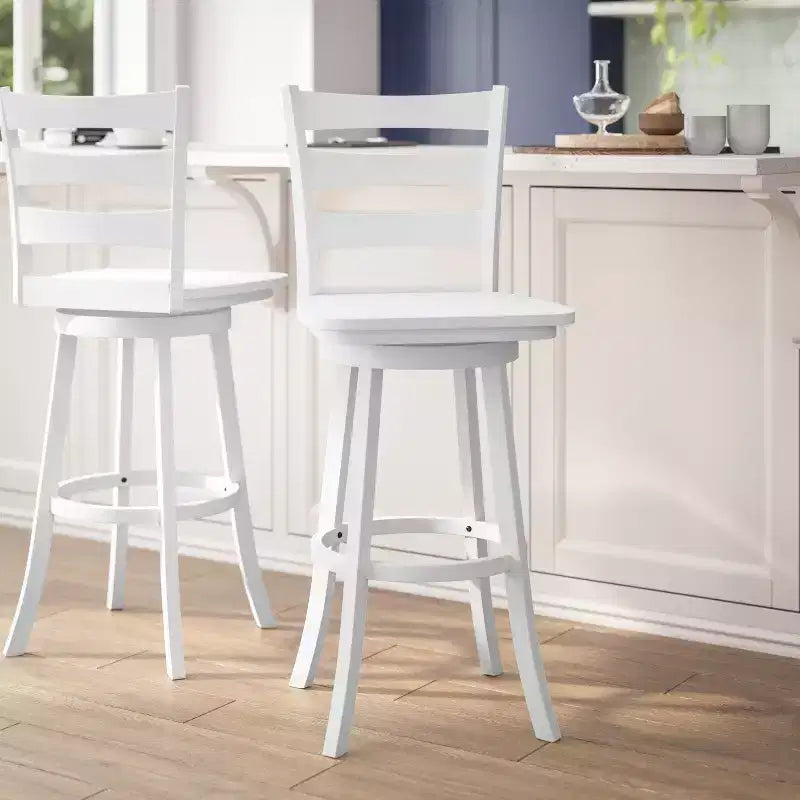 Tabouret de bar pivotant Flash Furniture Liesel en bois massif avec dossier en échelle, de qualité commerciale, hauteur de bar