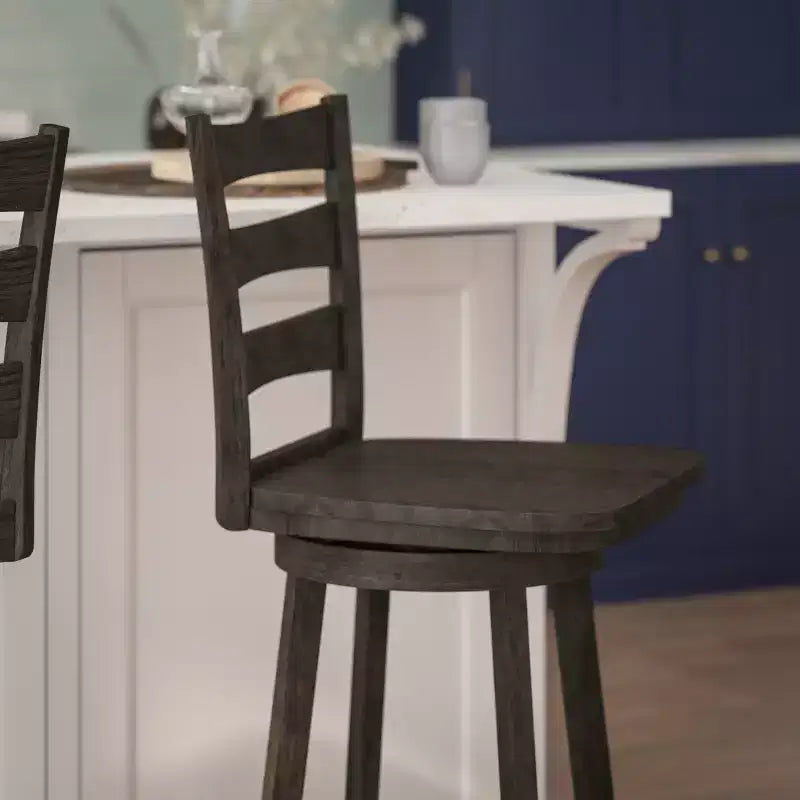 Tabouret de bar pivotant Flash Furniture Liesel en bois massif avec dossier en échelle, de qualité commerciale, hauteur de bar