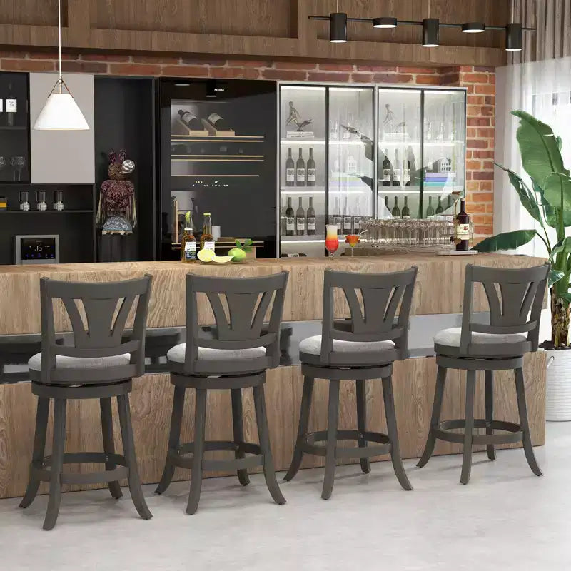 Tabouret de bar pivotant Costway 67 cm, hauteur comptoir, avec dossier incurvé et pieds en bois d'hévéa