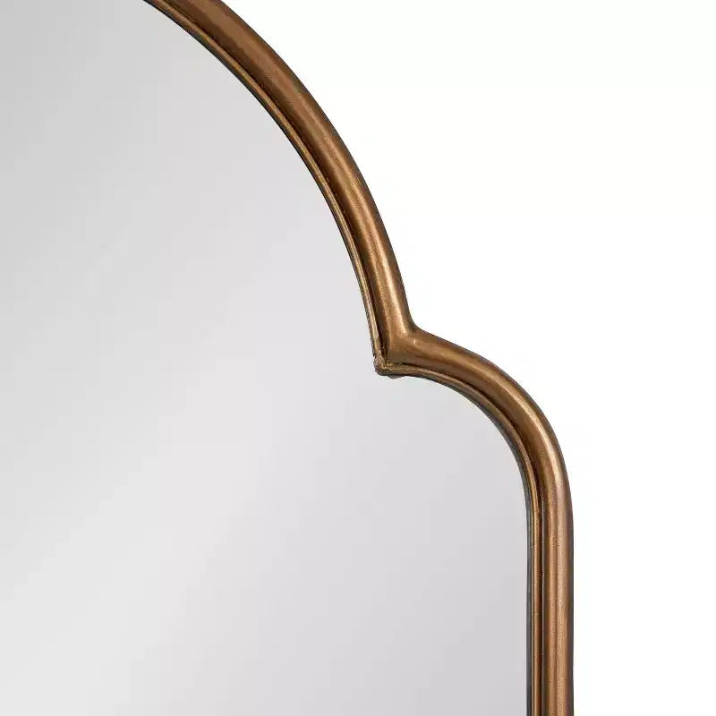 Miroir Arthell en métal en arc de cercle, 24x36, Or, Kate et Laurel